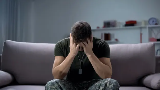 Why-Does-Substance-Abuse-in-Military-Families-Occur (1) a veteran struggles with substance abuse and is in need of treatment
