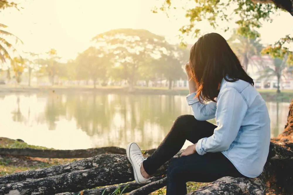 Adult processing traumatic memories through reflection