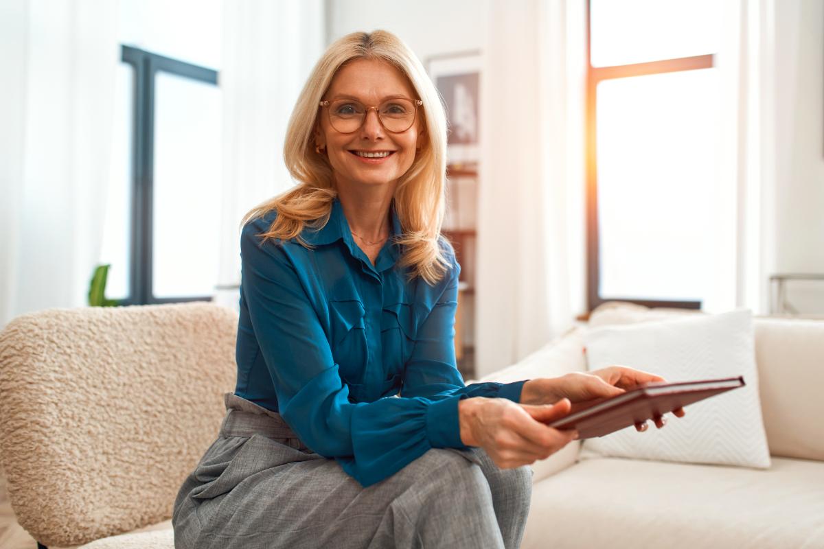 a psychologist prepares for her next psychotherapy or talk therapy session with a client