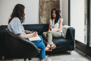 a woman seeks bipolar disorder treatment 